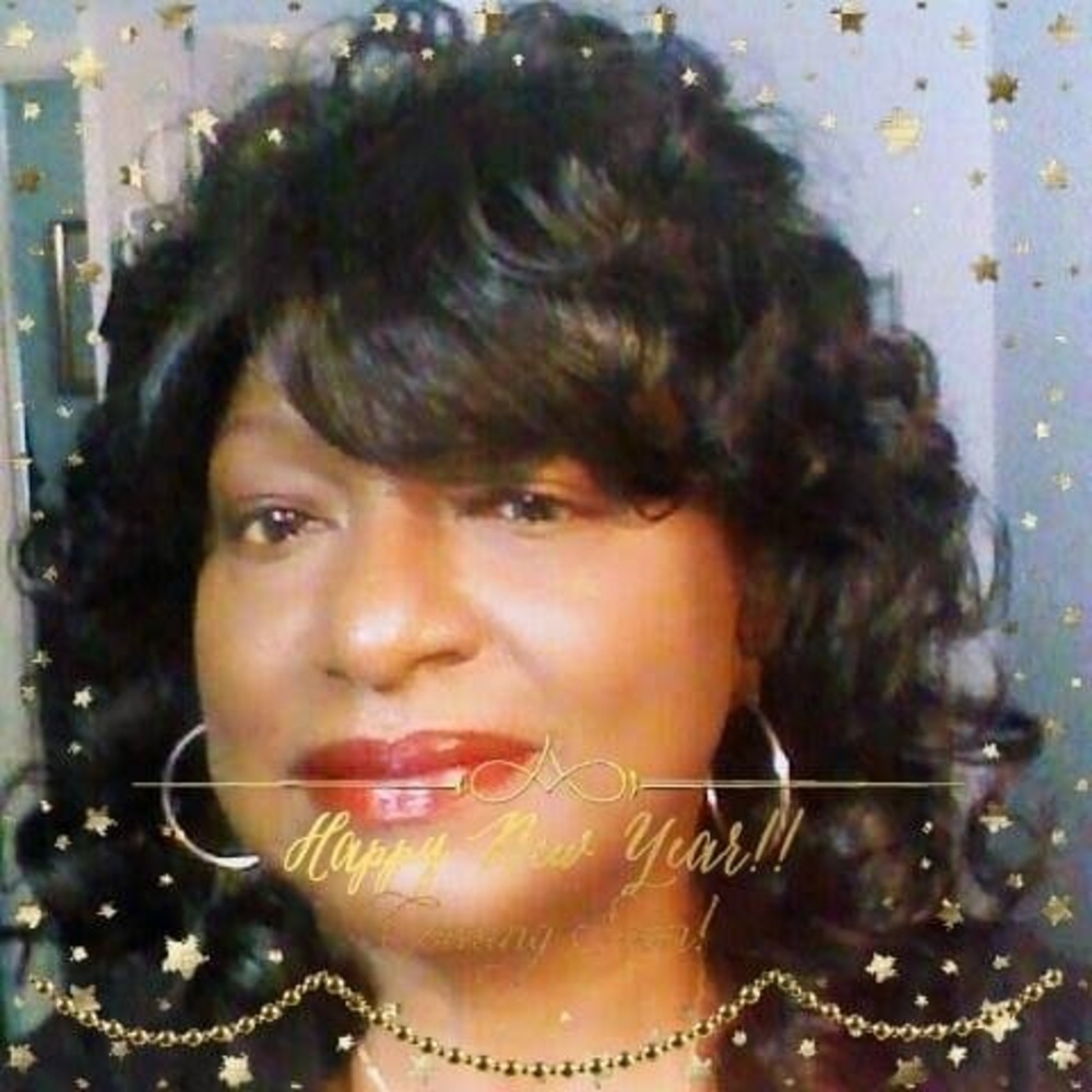 Meet your Posher, Flo